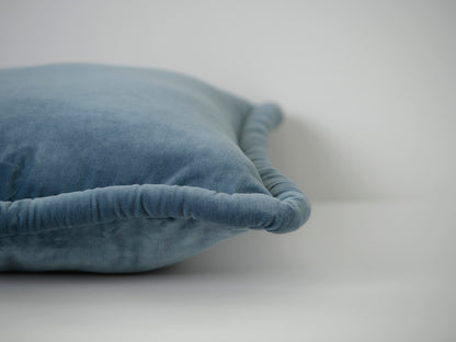 Cushion 04, Blue Velvet