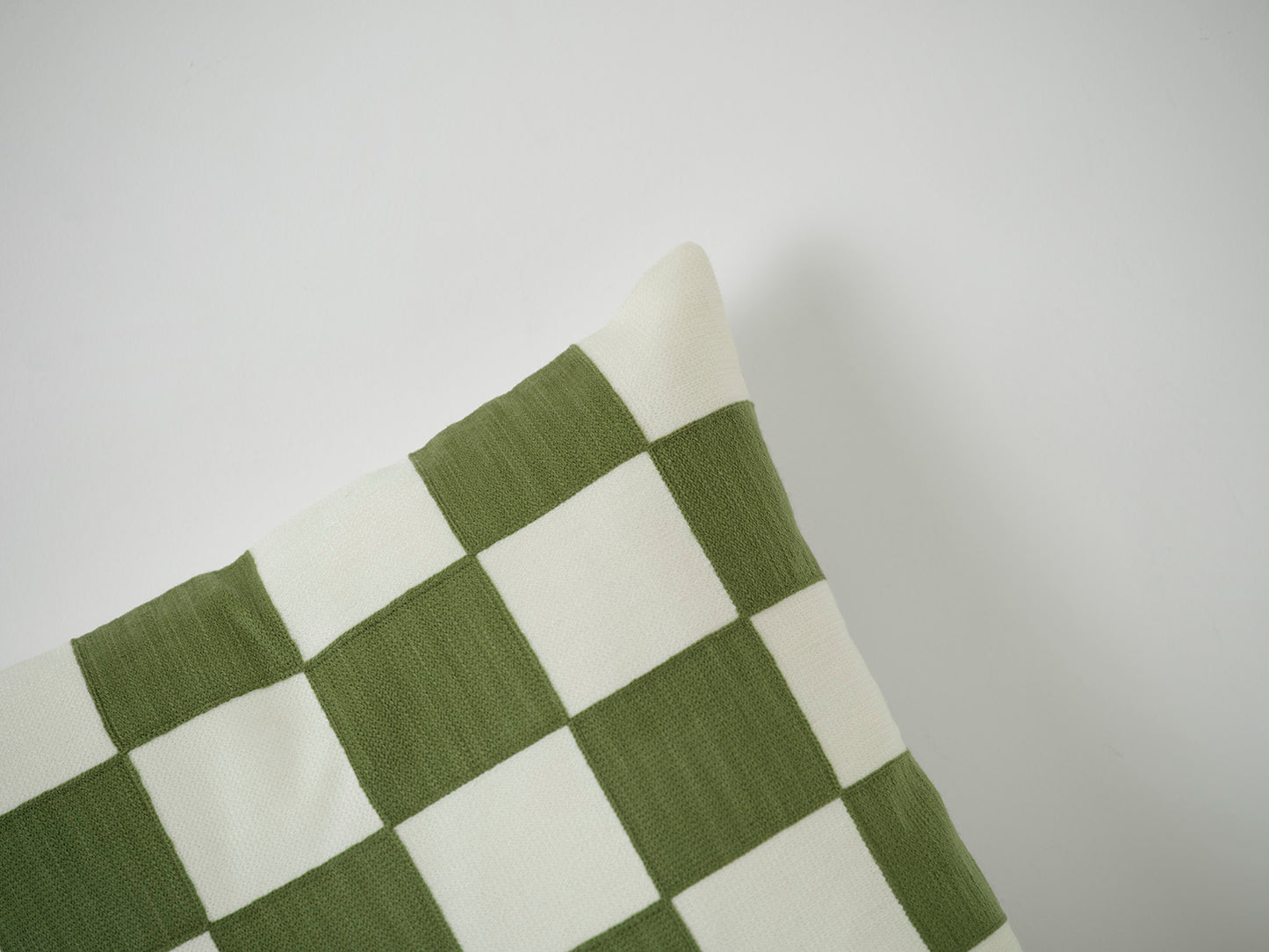 Cushion 05