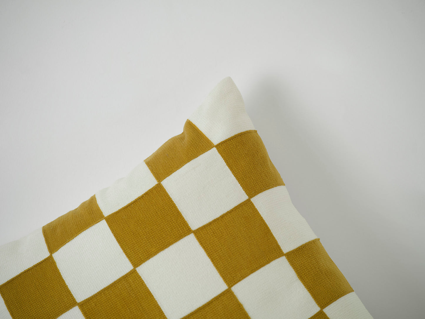 Cushion 05