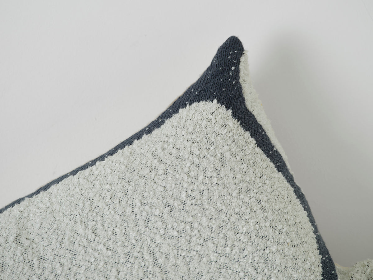 Cushion 07