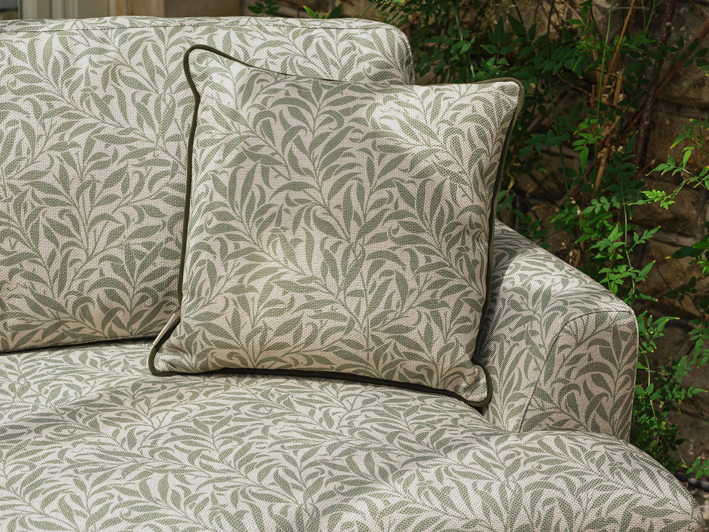 Cushion 01
