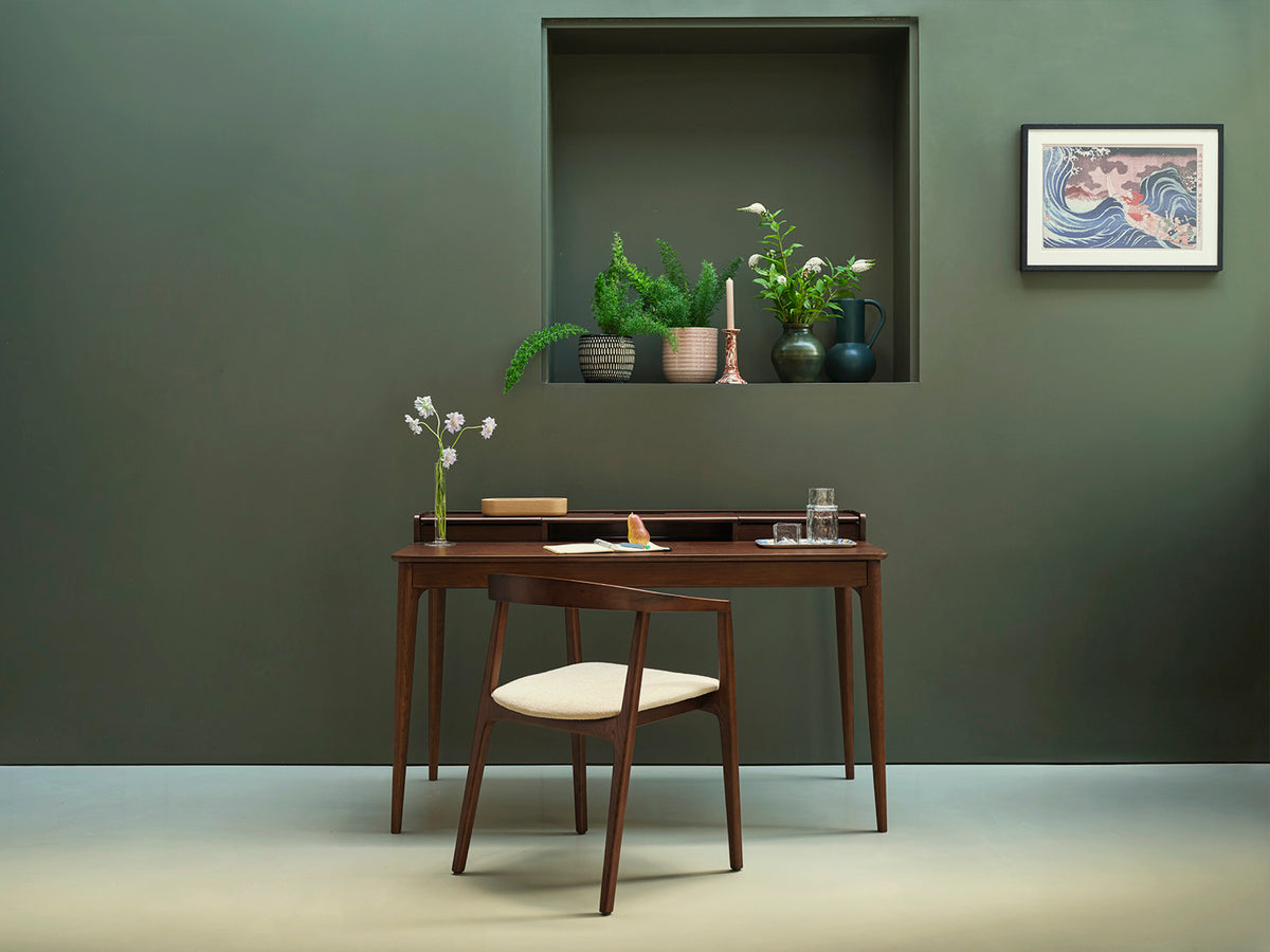 Desk 01