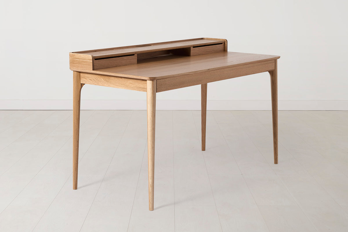 Sooth Desk Desk 01 – Swyft