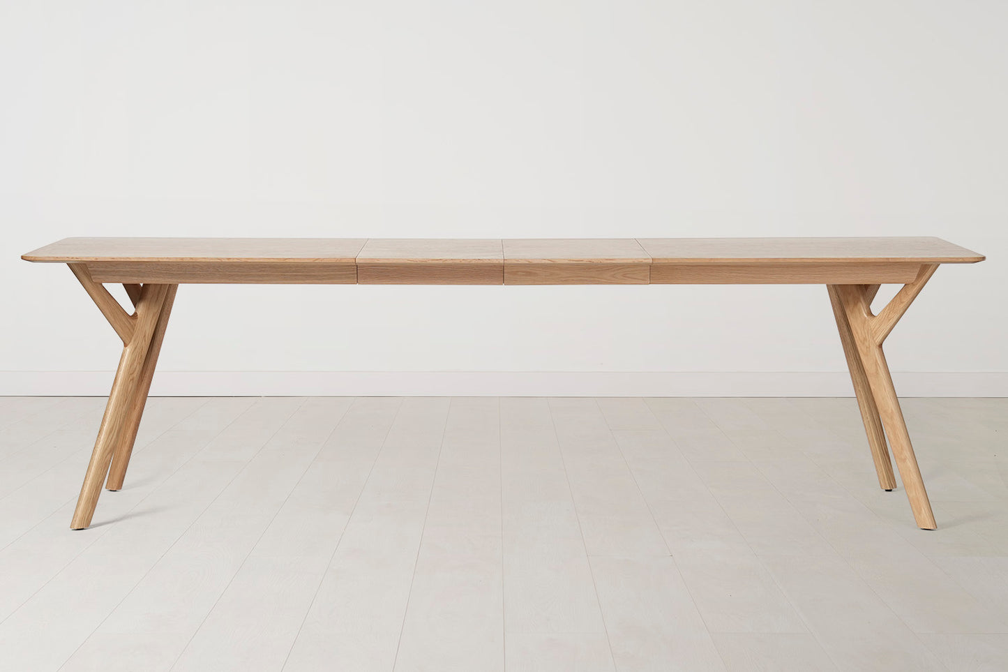 Dining Table 04