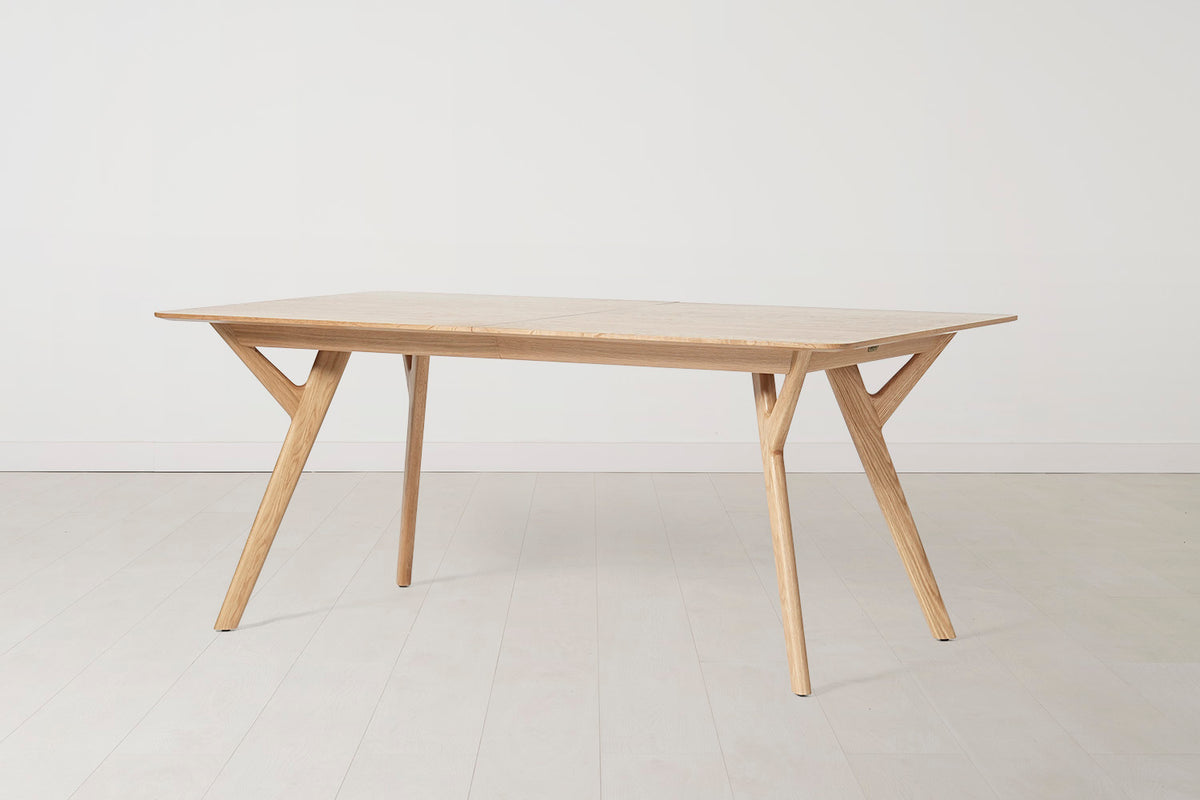 Dining Table 04