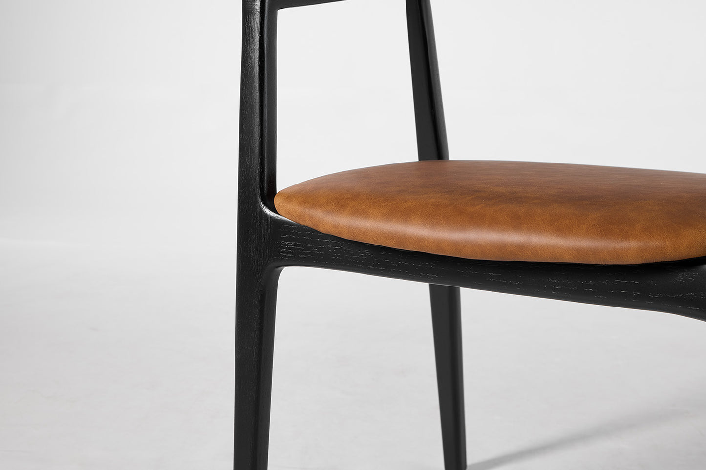Dining Chair 01 (set of 2), Black / Maple