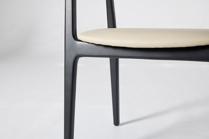 Dining Chair 01 (set of 2), Black / Oyster
