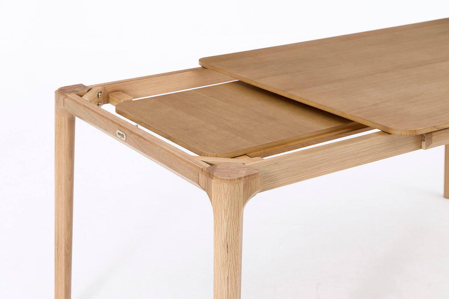 Dining Table 01 | Extendable Dining Table | Furniture | Swyft
