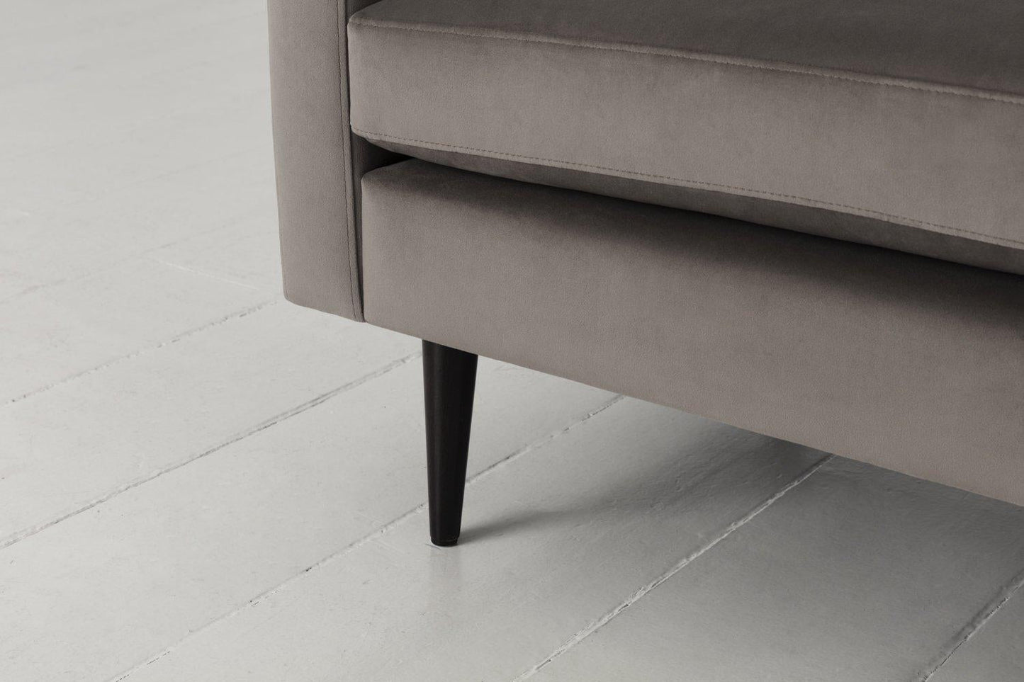 Model 01 Armchair, Elephant
