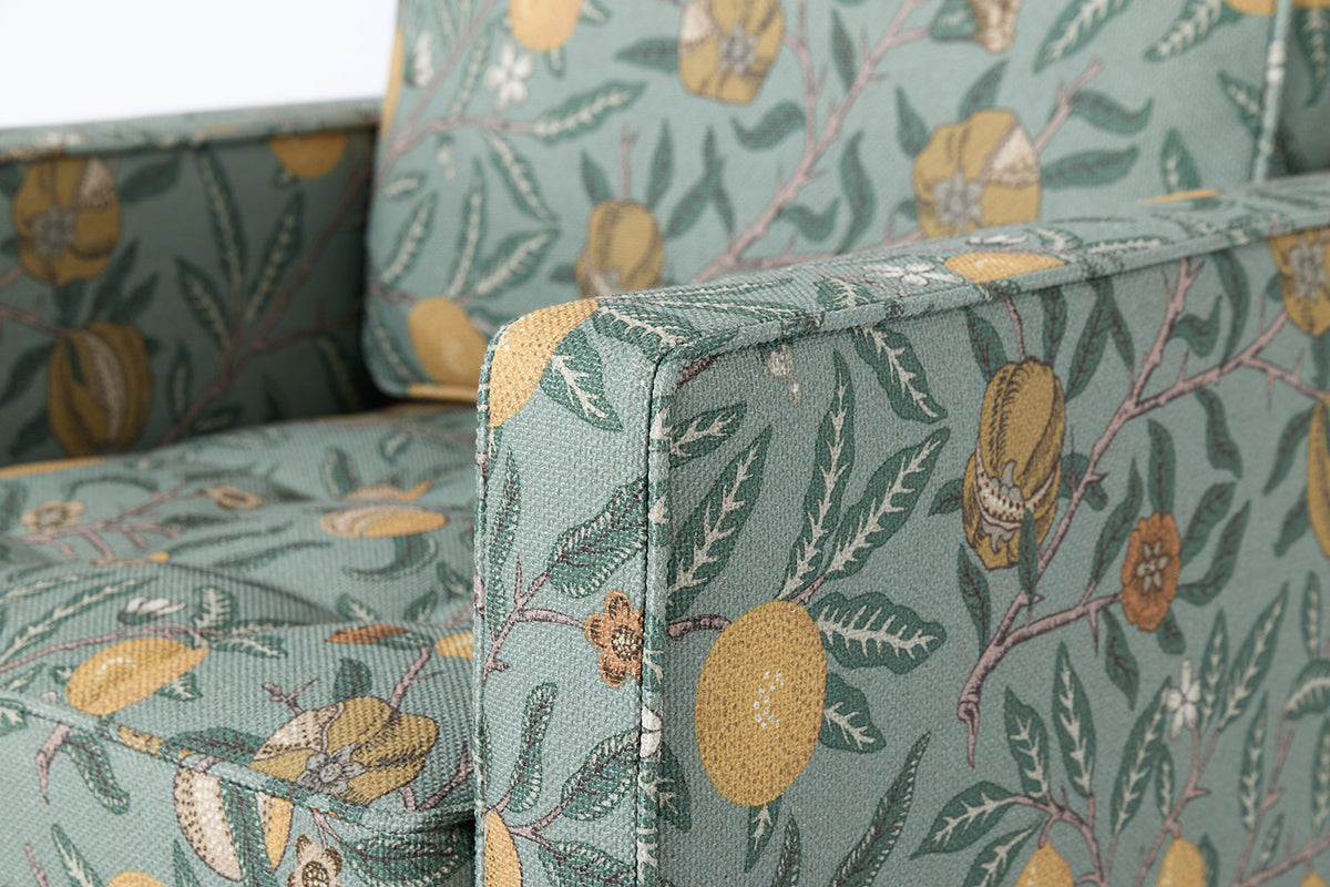 Model 02 Armchair, Fruit