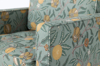 Model 02 Armchair, Fruit
