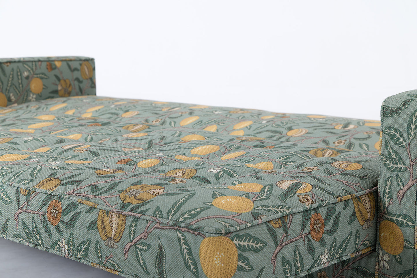 Model 02 Sofa Bed 3 Seater, Fruit