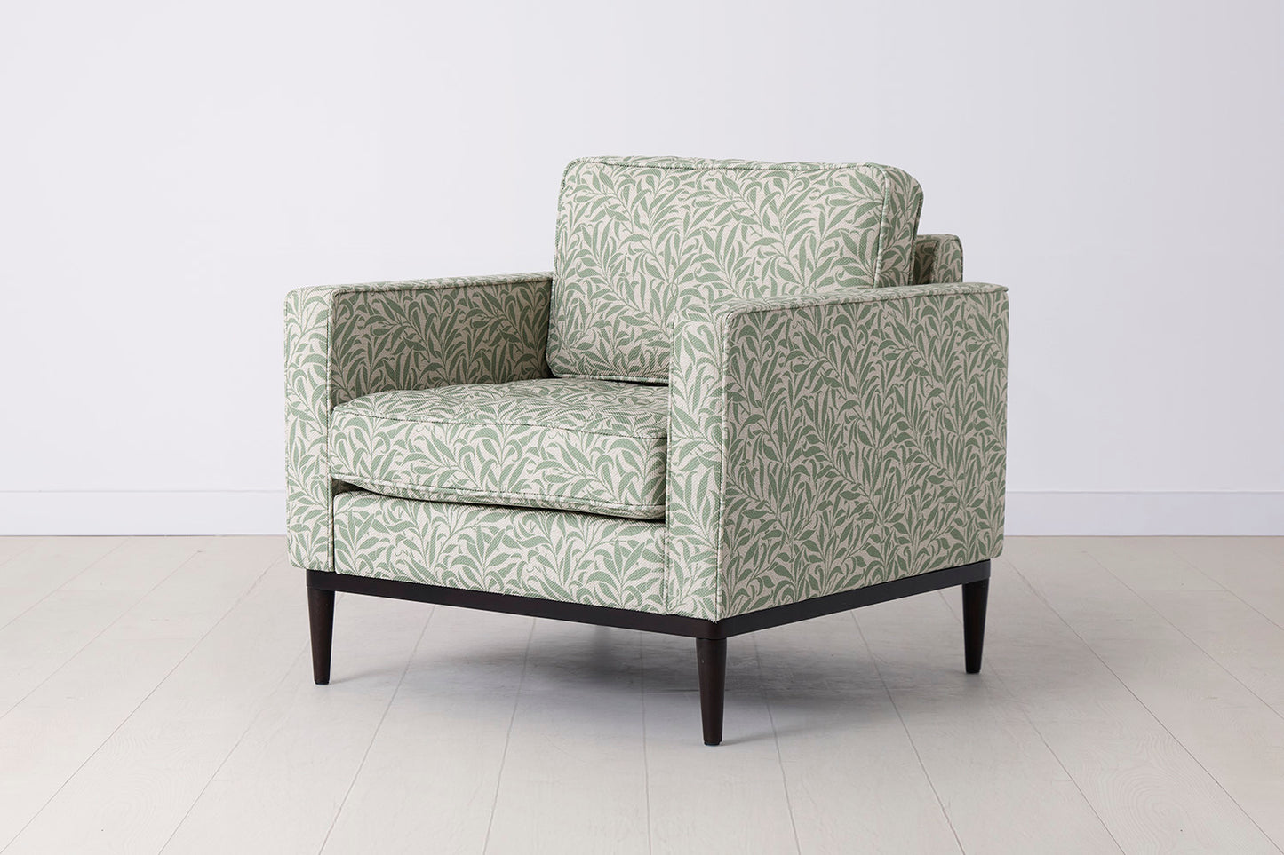 Model 02 Armchair, Willow
