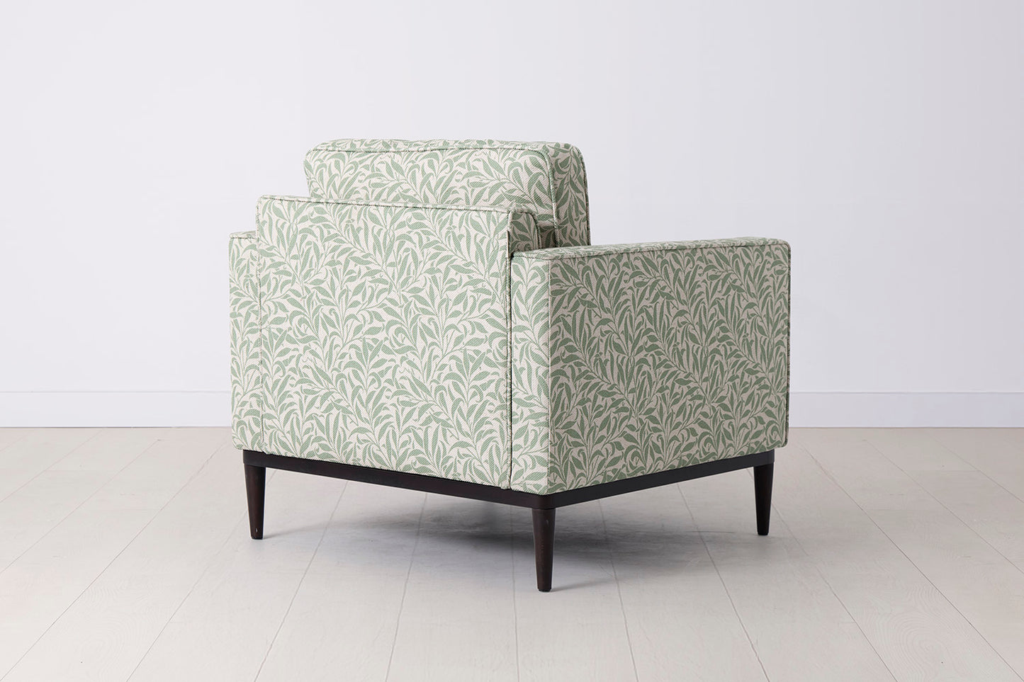 Model 02 Armchair, Willow