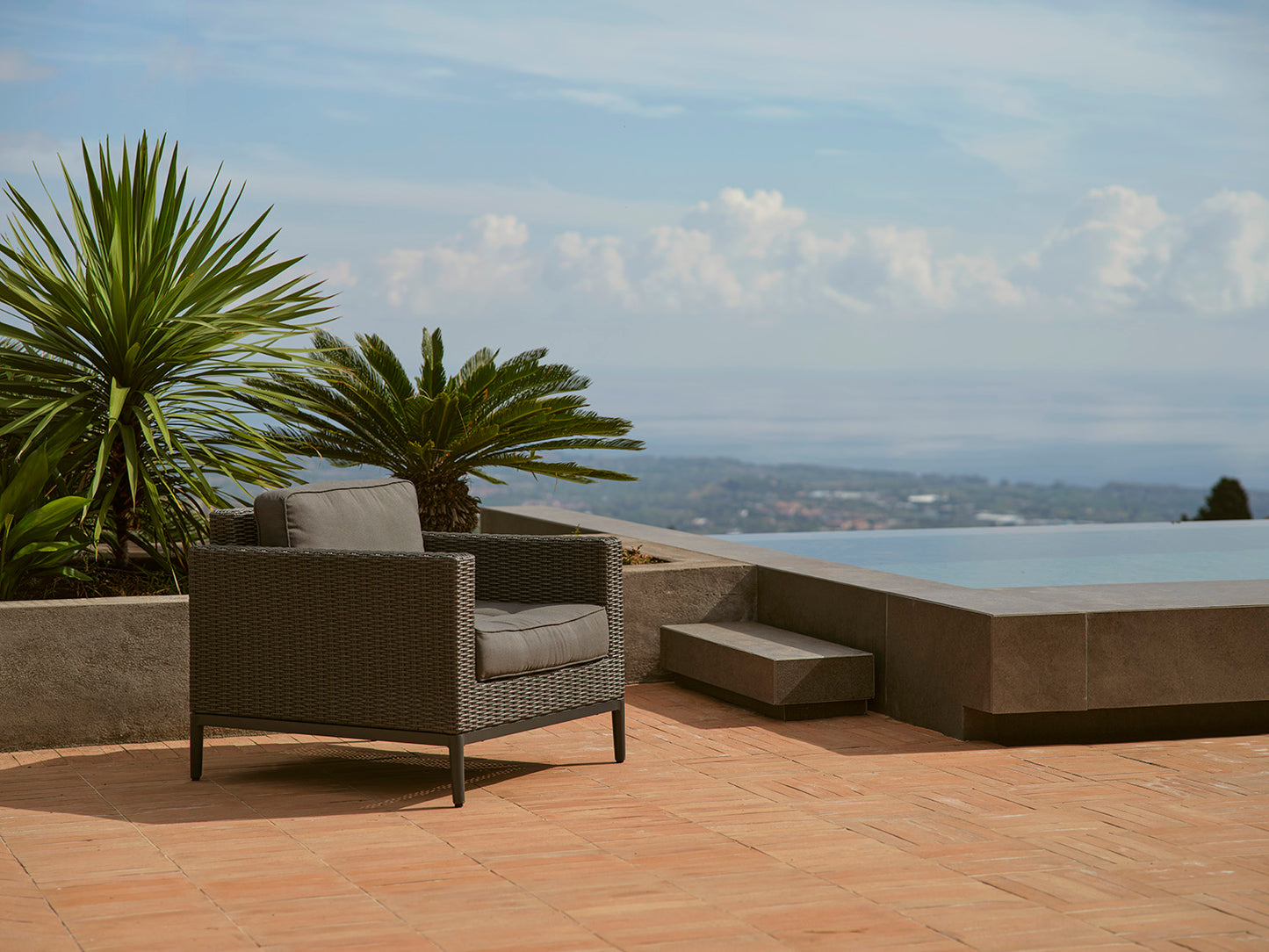 Model 02 Garden Chair