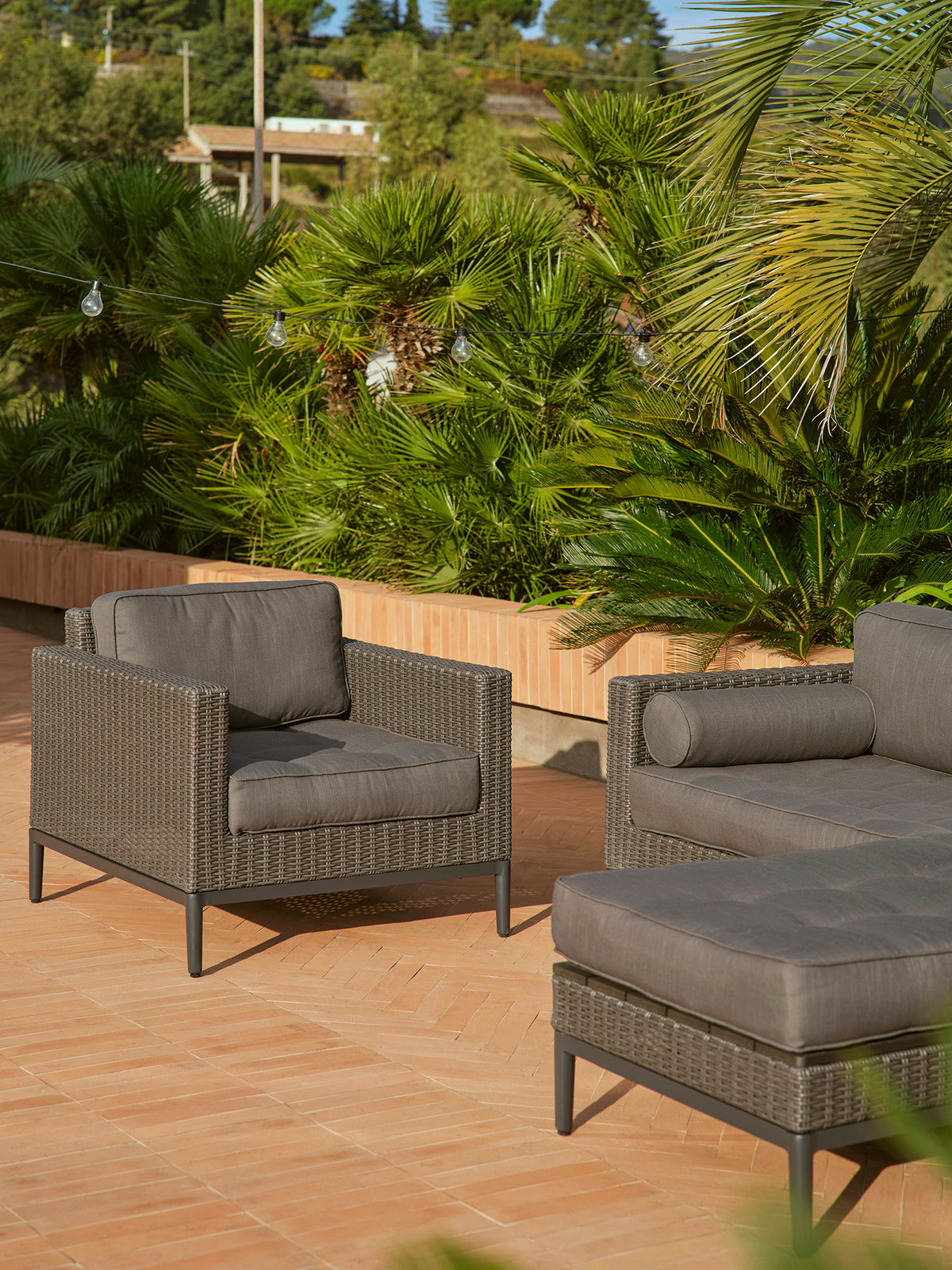 Model 02 Garden Chair