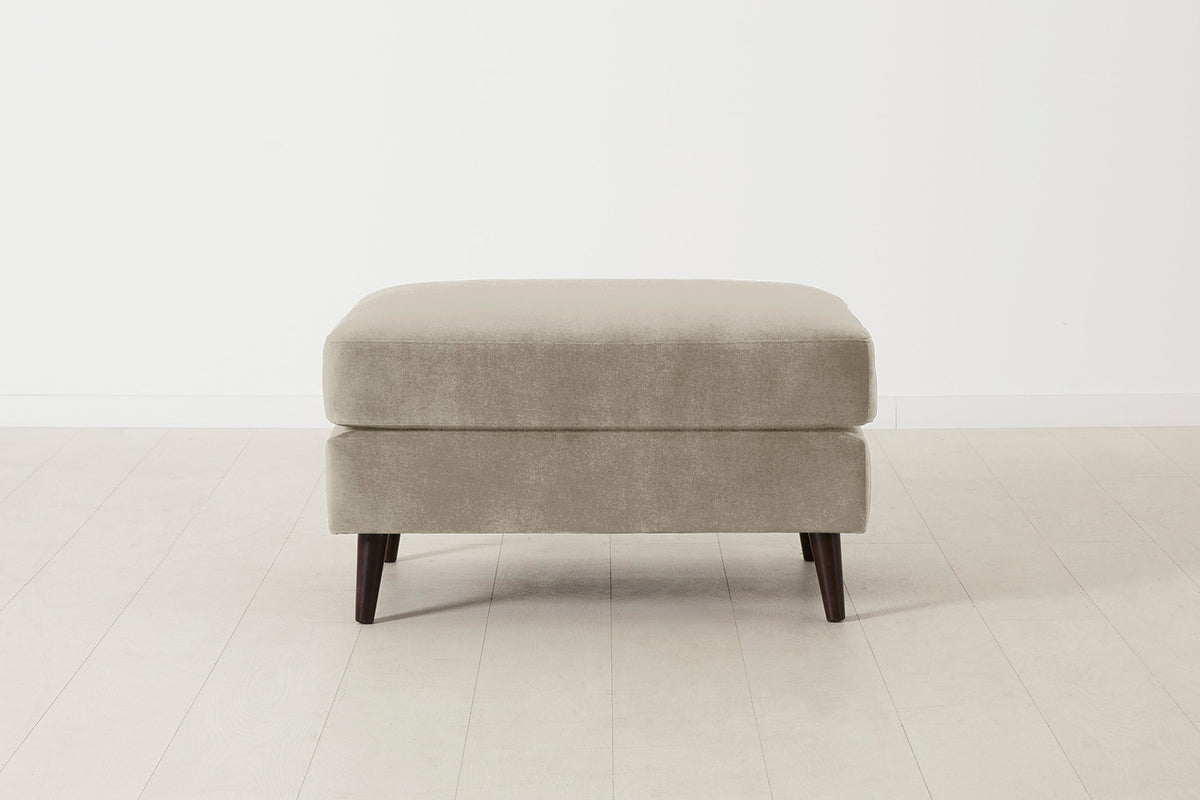 Model 10 Ottoman, Flax