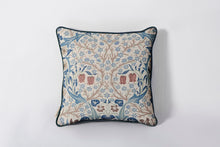 Cushion 01, Blackthorn