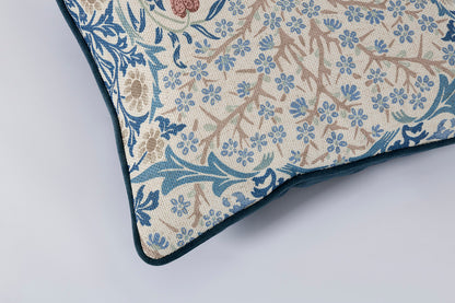 Cushion 01, Blackthorn
