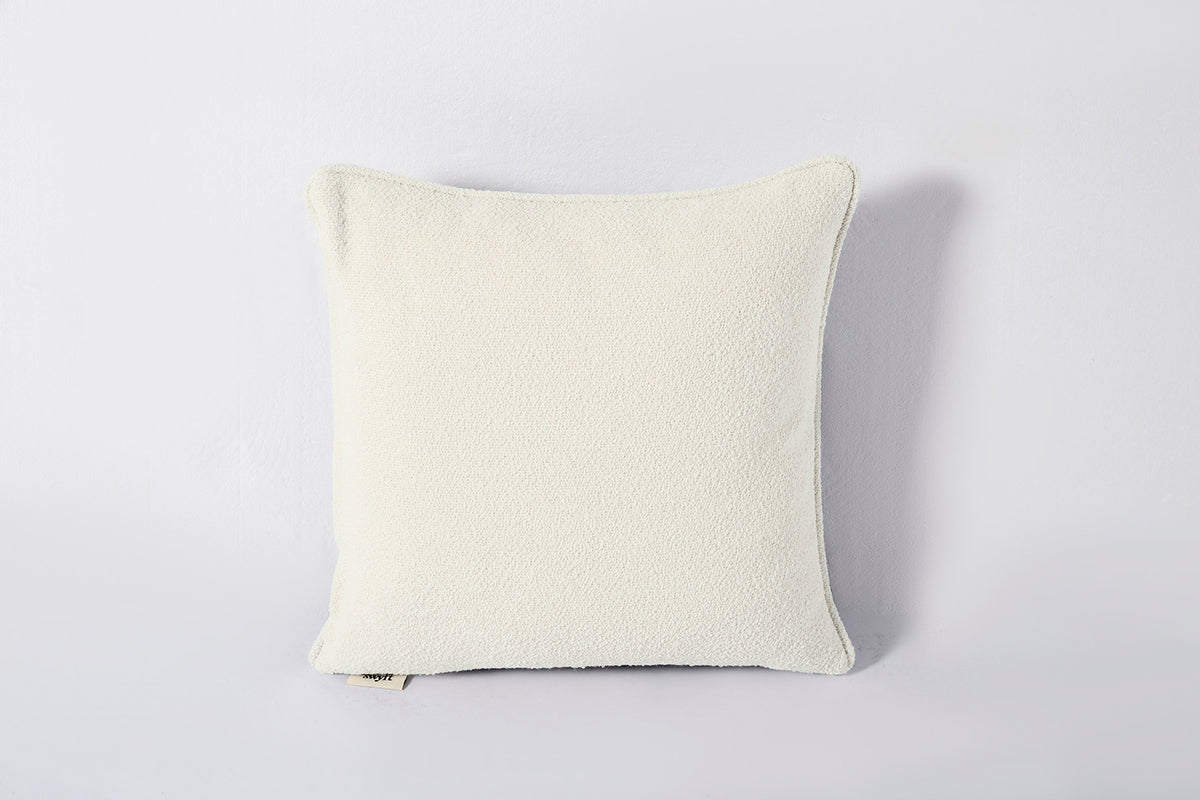 Cushion 01