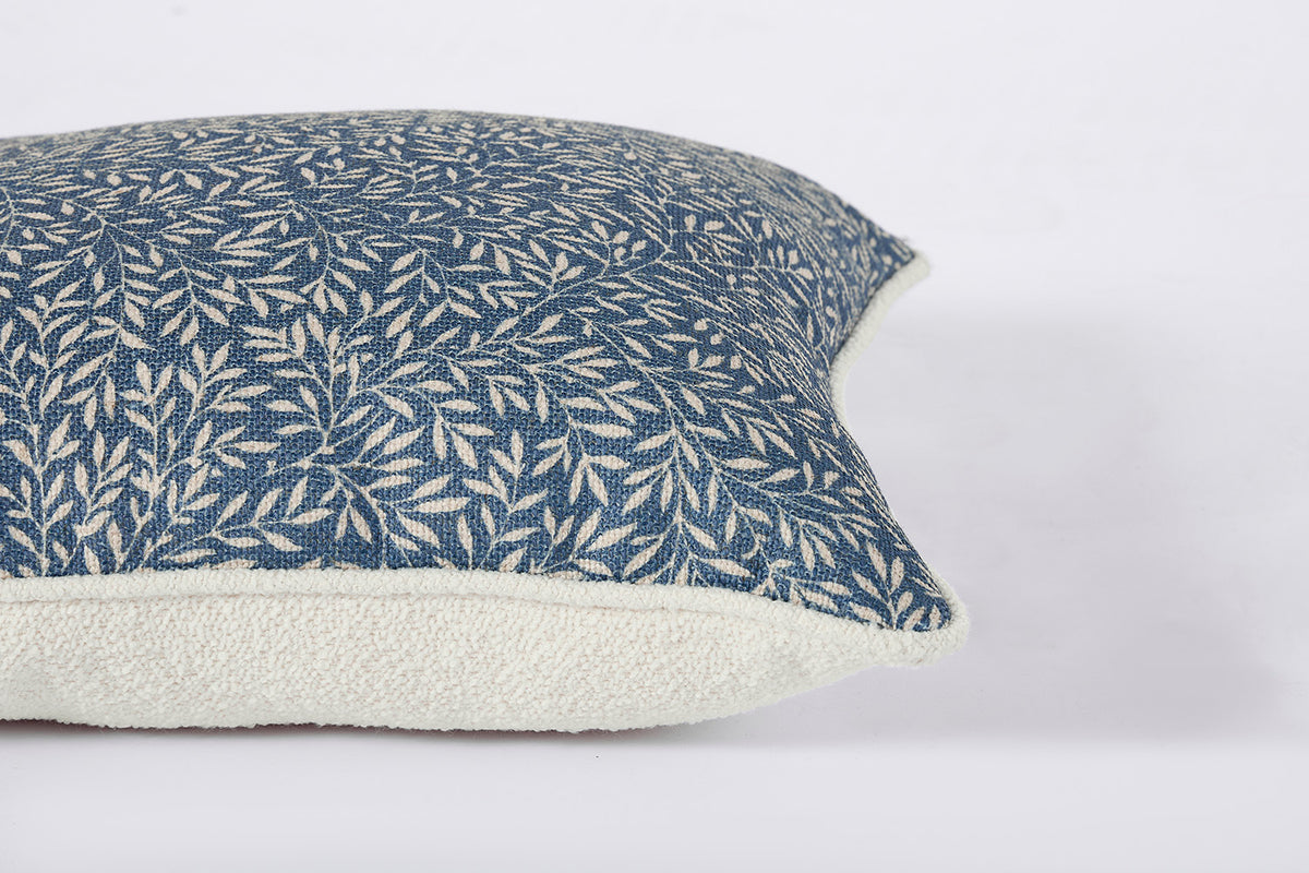 Cushion 01