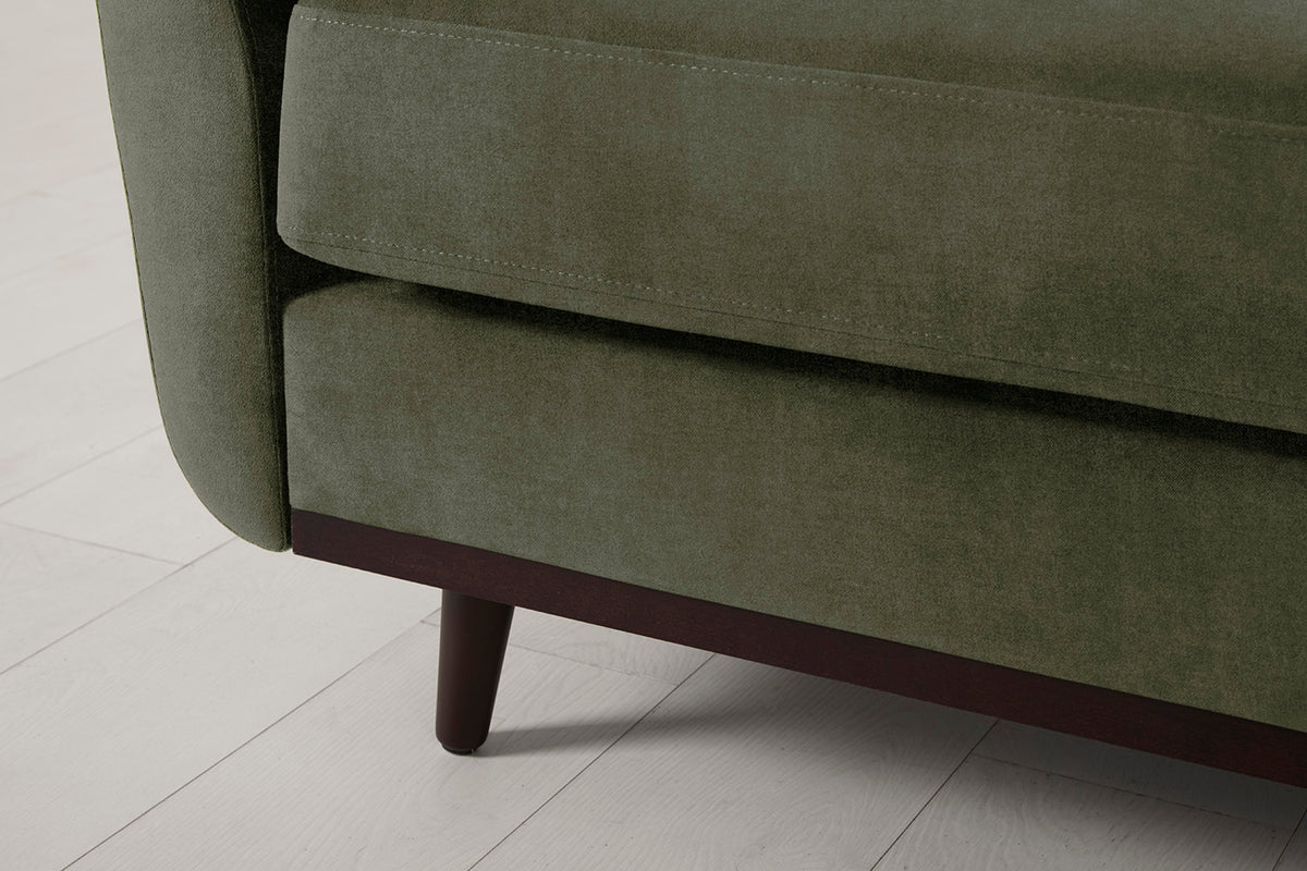 Model 10 Loveseat in Pine