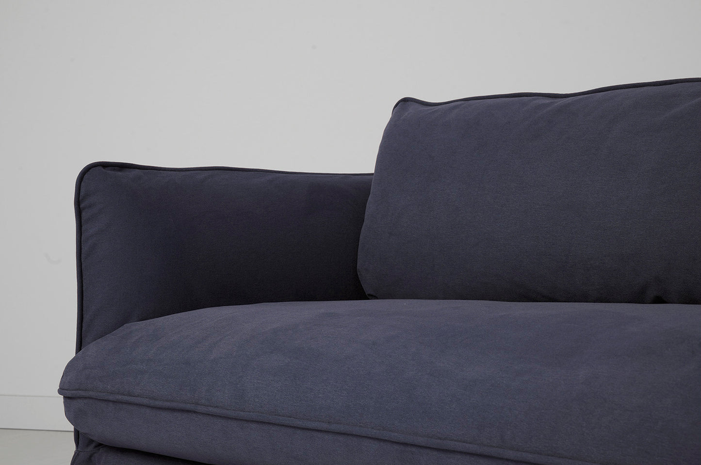 Model 18 2 Seater Sofa, Midnight