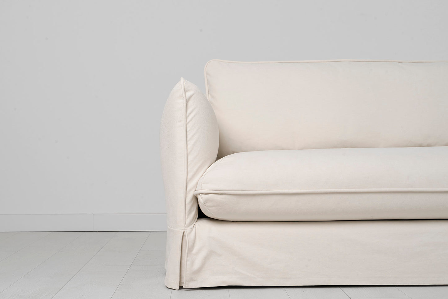 Model 18 3 Seater Sofa, Nougat