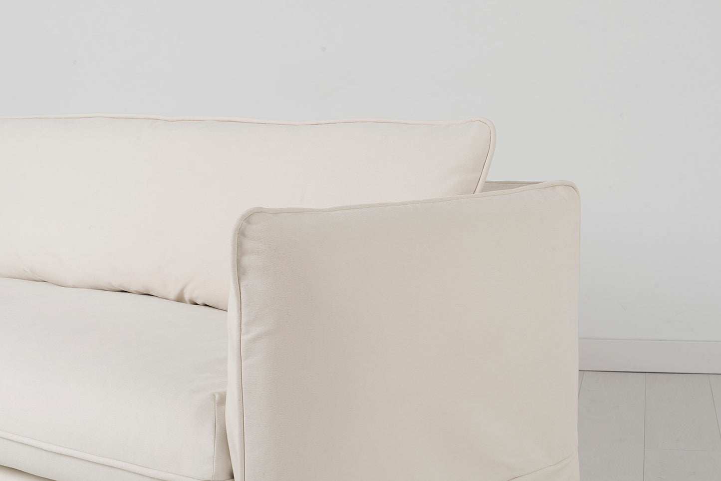 Model 18 3 Seater Sofa with Ottoman, Nougat