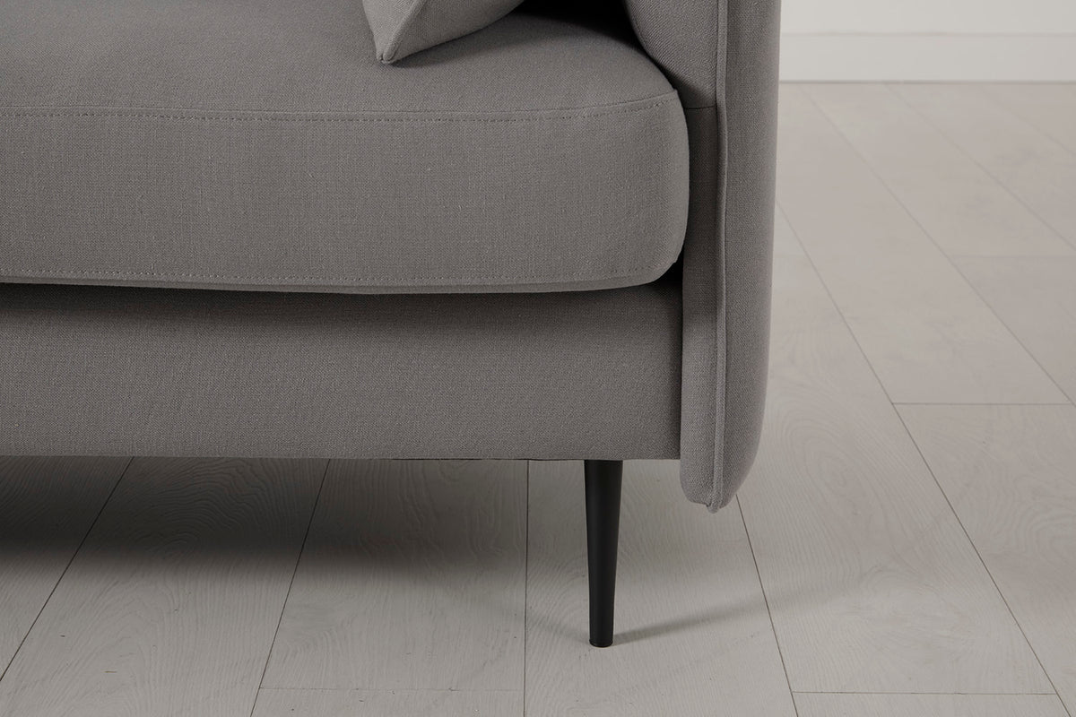 Model 19 3 Seater Sofa with Ottoman, Risso — Leg Detail