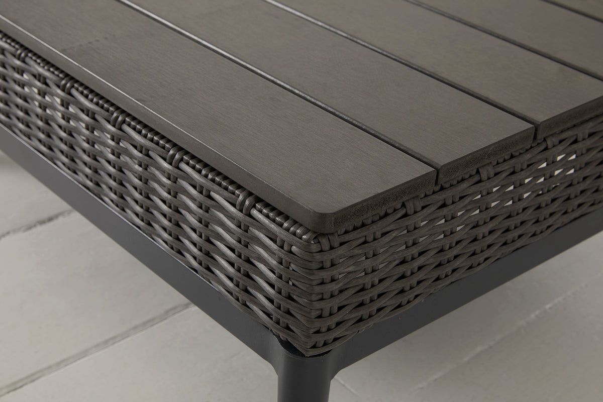 Model 02 Garden Ottoman