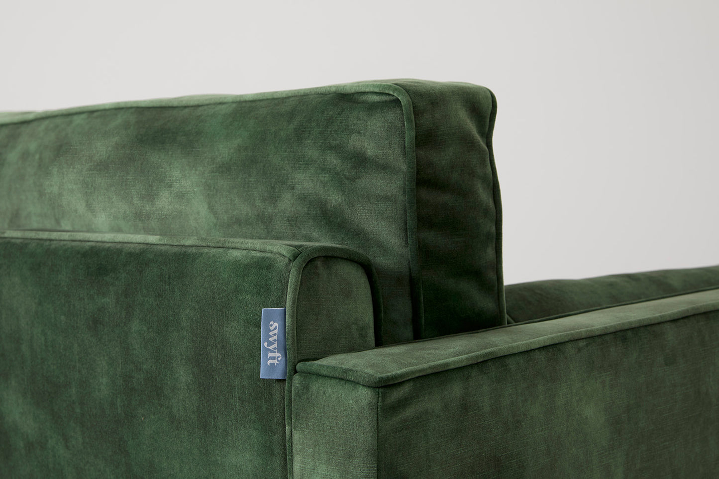 Model 02 Loveseat, Conifer