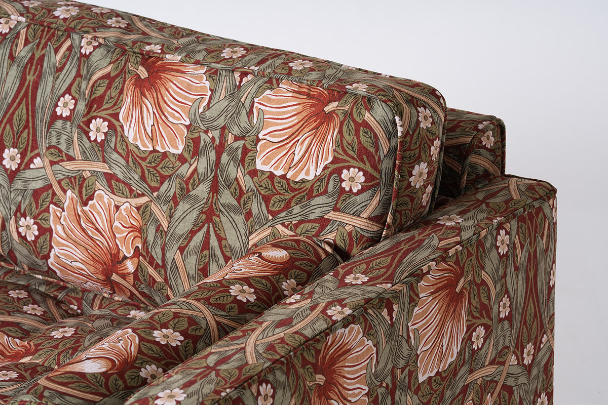 Model 02 Loveseat, Pimpernel