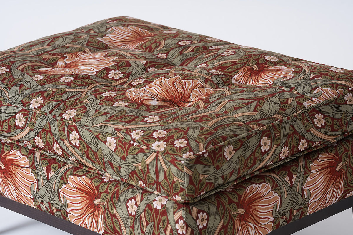 Model 02 Ottoman, Pimpernel