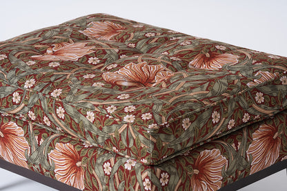 Model 02 Ottoman, Pimpernel