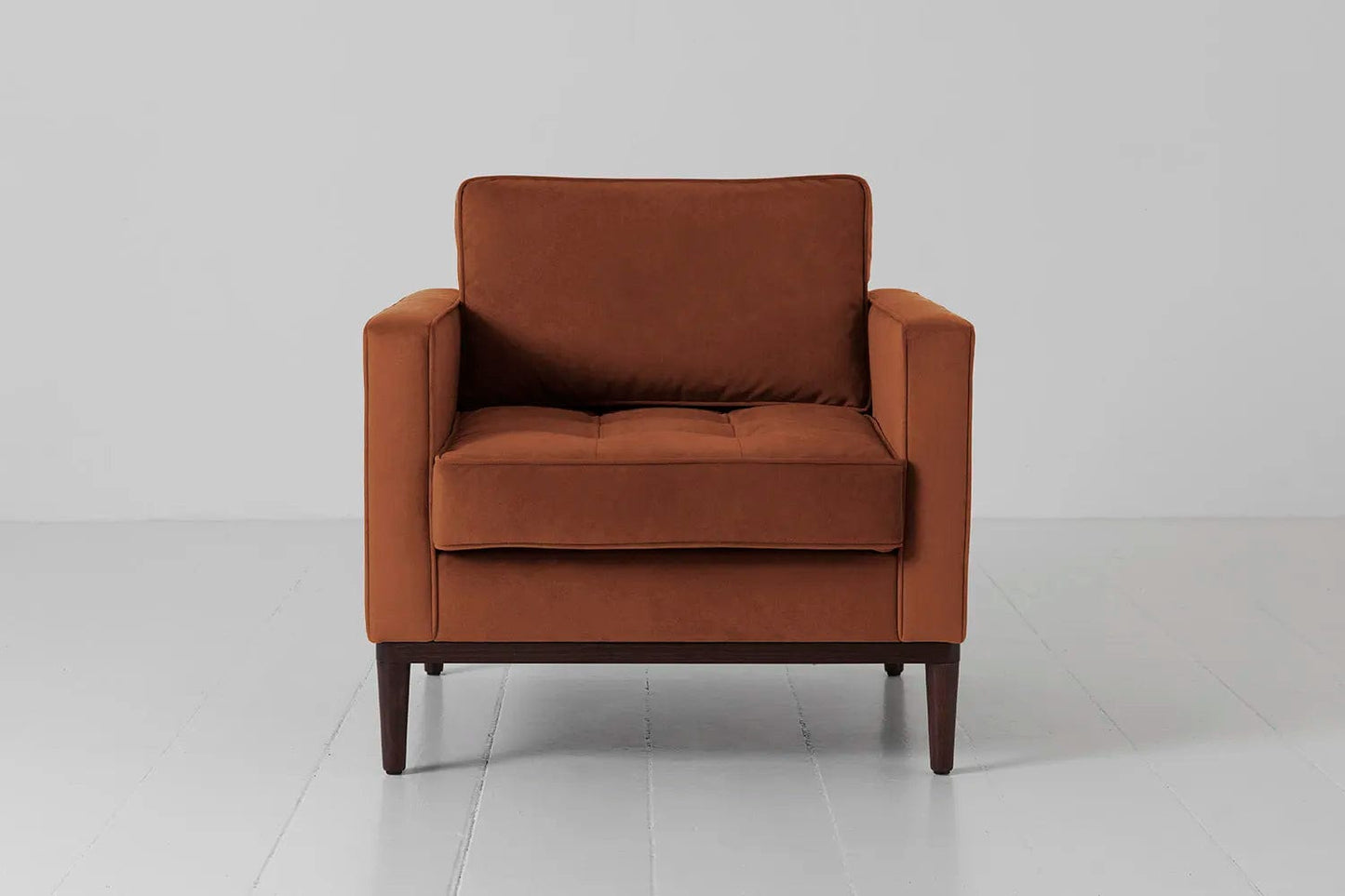 Model 02 Armchair, Umber