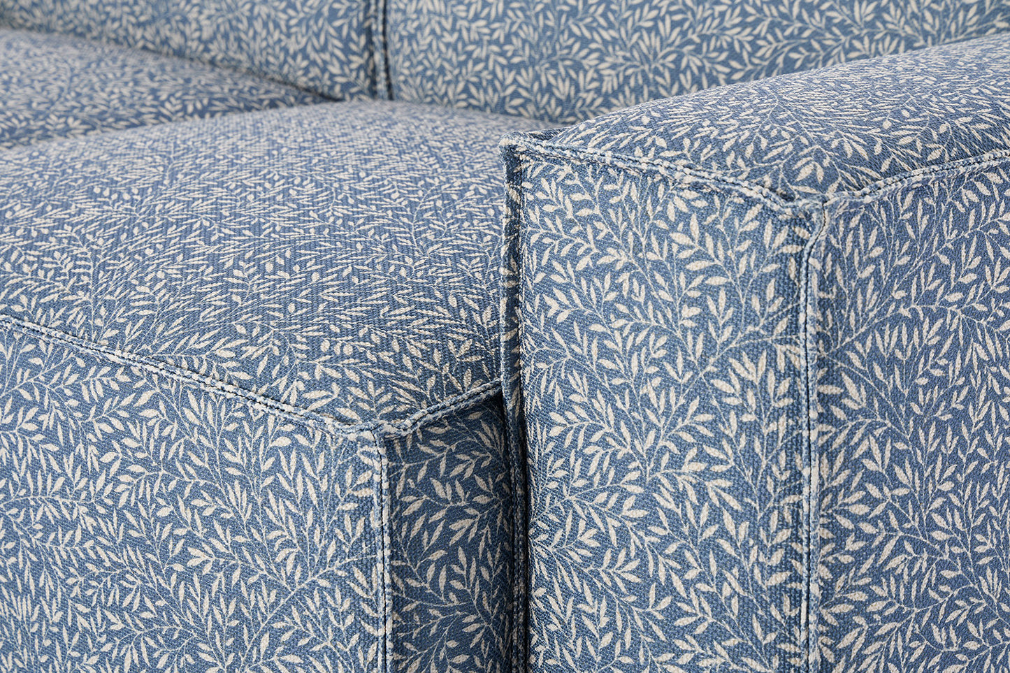 Model 03 3-Seater Right Chaise Sofa