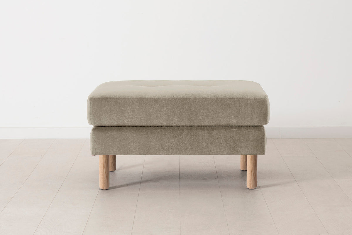 Model 04 Ottoman, Oak / Flax