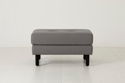Model 04 Ottoman, Risso