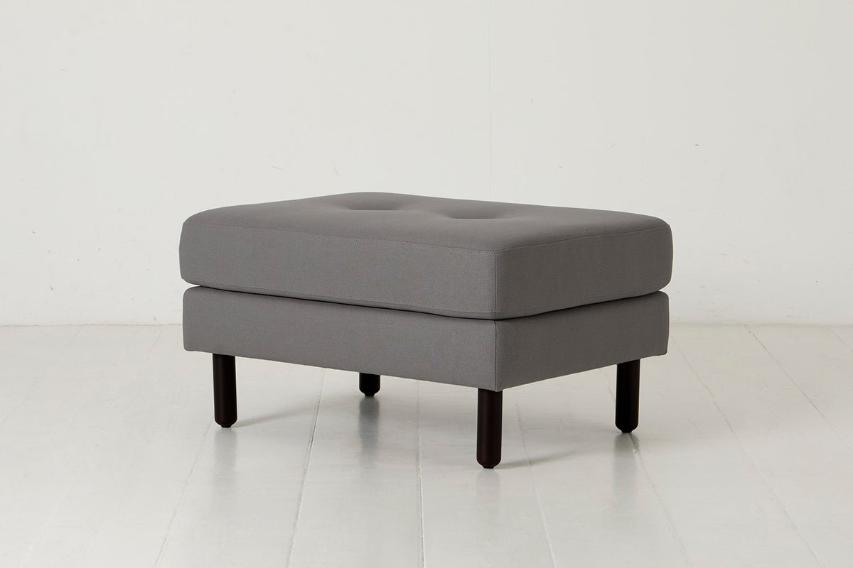 Model 04 Ottoman, Risso