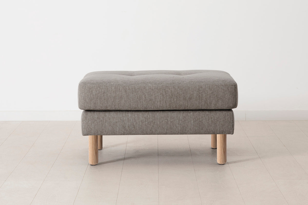 Model 04 Ottoman, Oak / Shadow