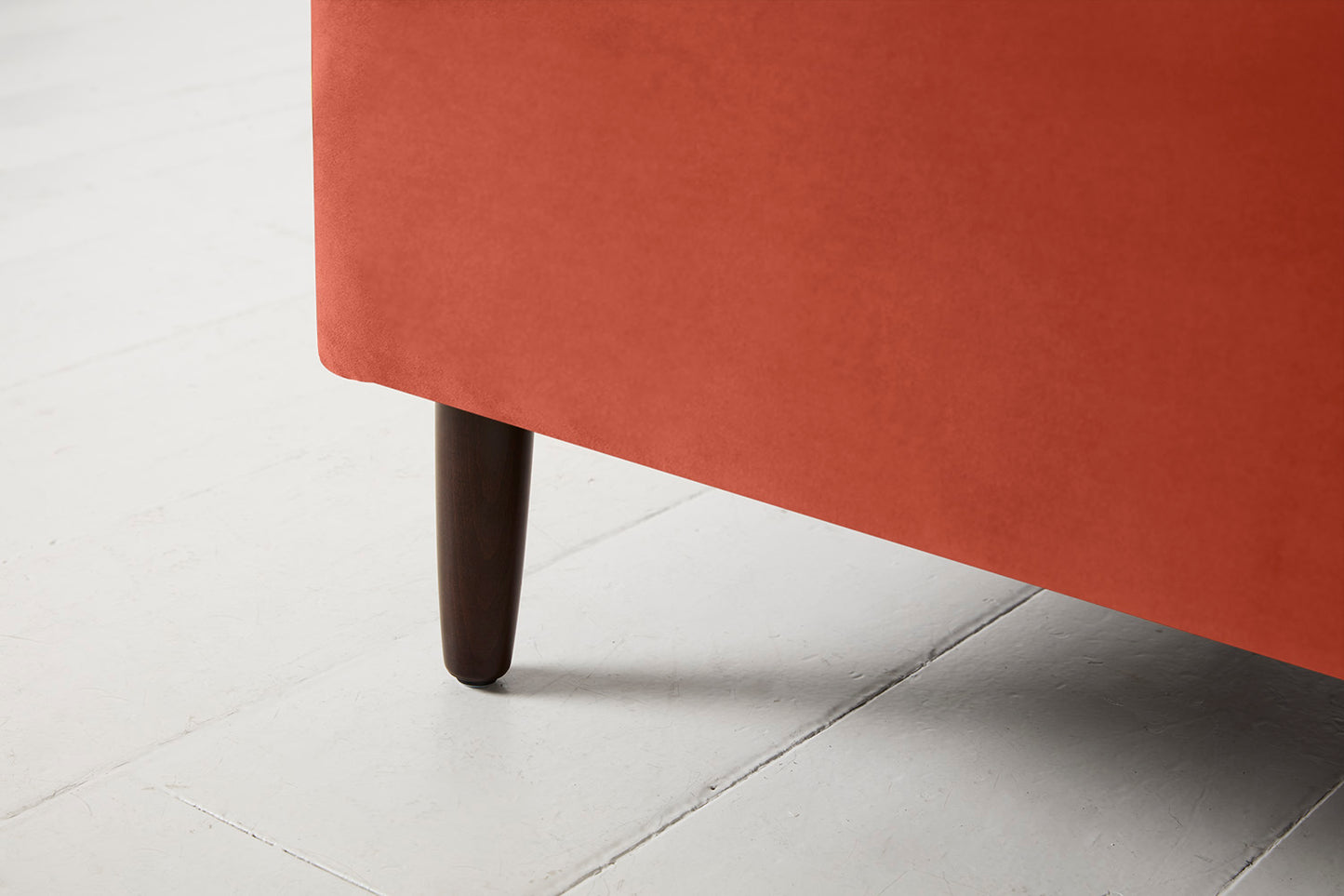 Model 05 Loveseat, Paprika