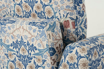 Model 05 Loveseat, Blackthorn