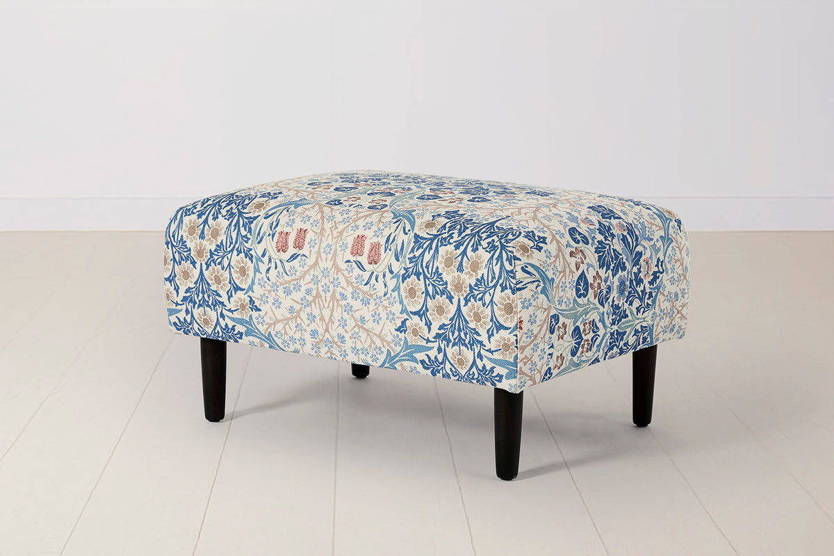 Model 05 Ottoman, Blackthorn