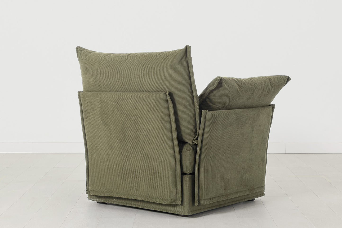 Model 06 Armchair, Fennel