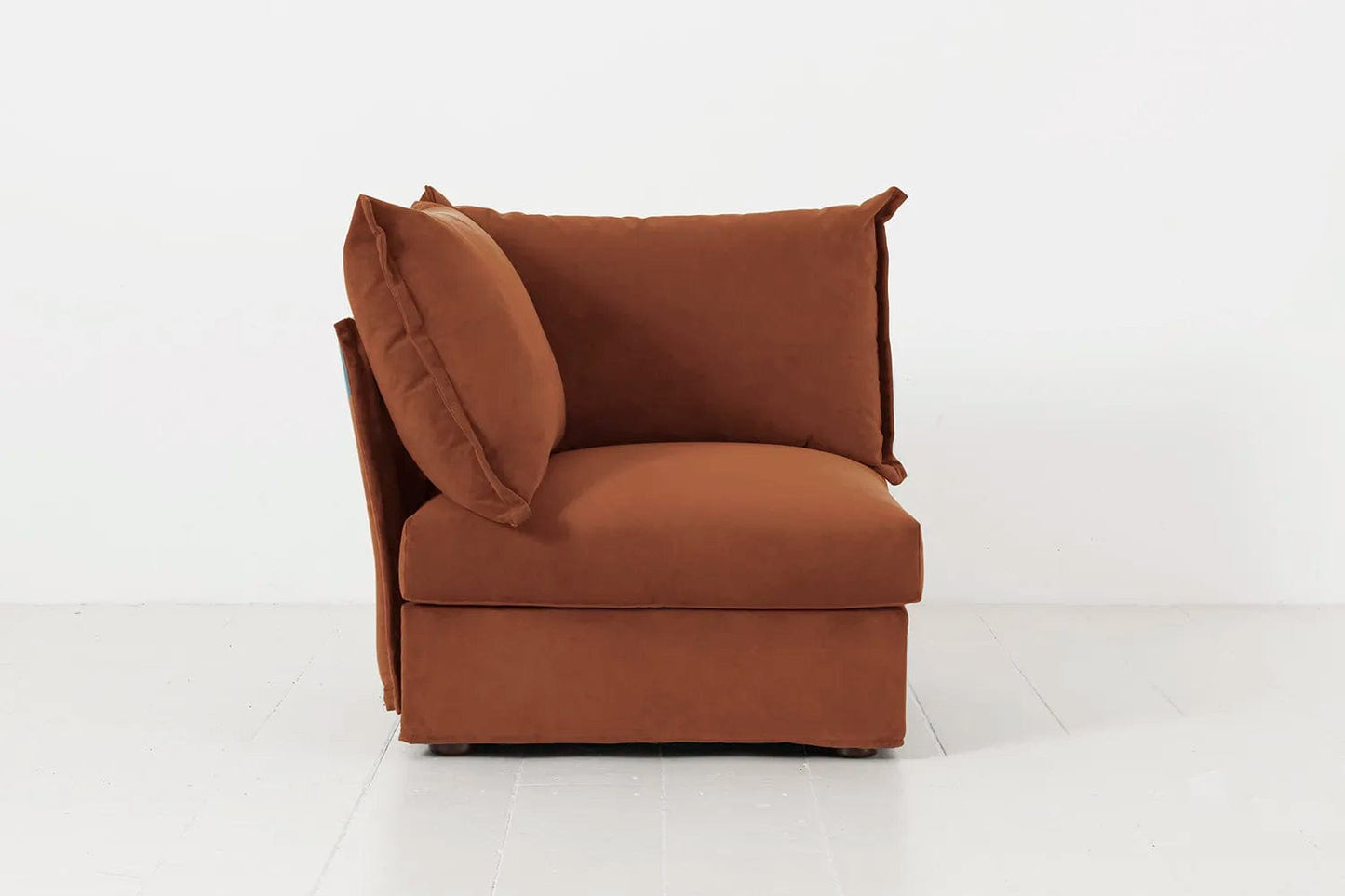 Model 06 Corner Seat Module, Umber