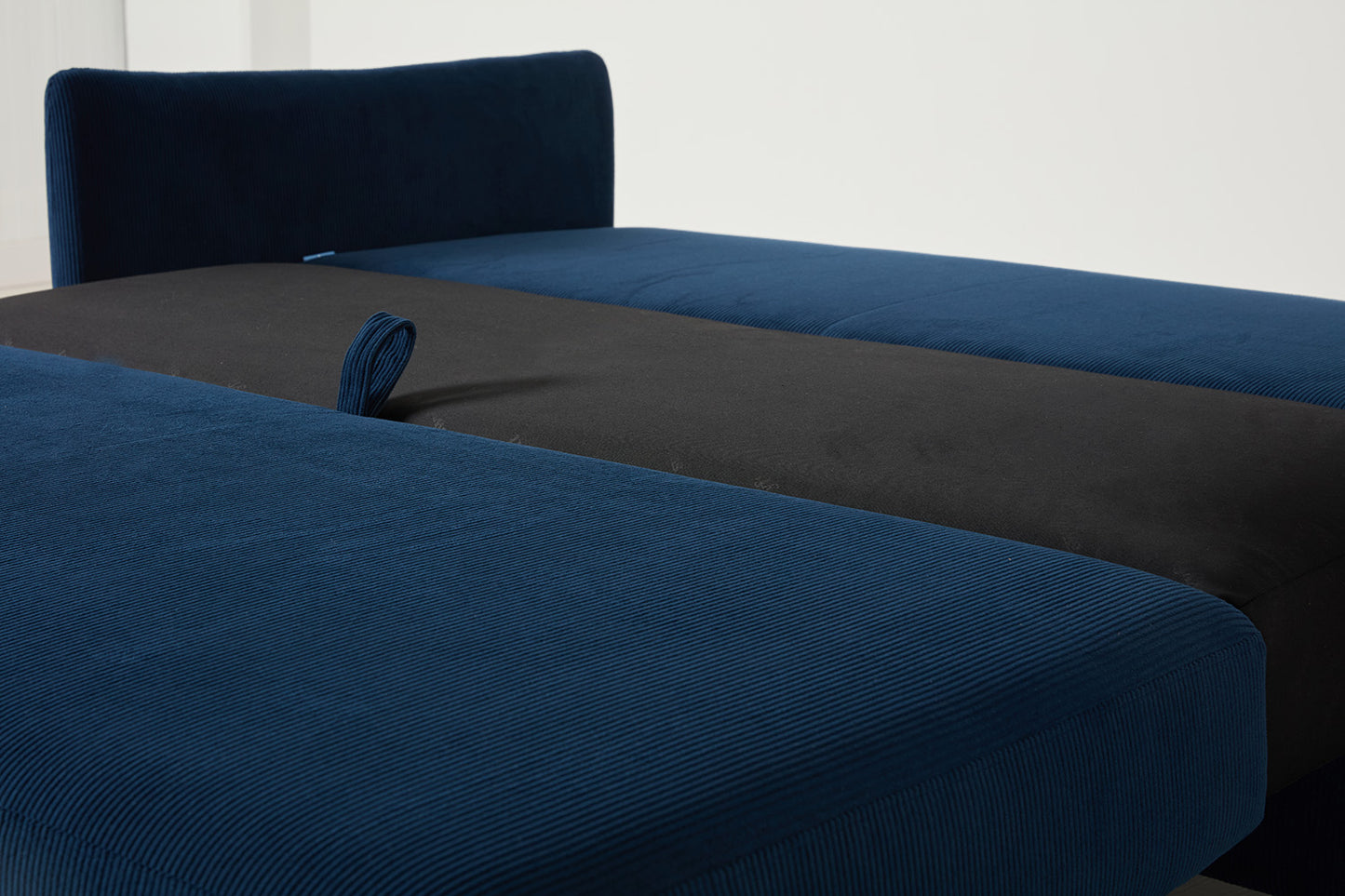 Model 08 Sofa Bed 2.5 Seater, Atlantic