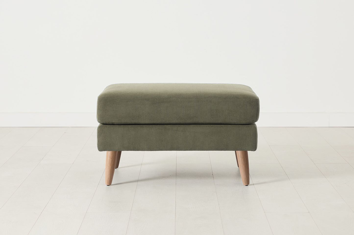 Model 08 Ottoman, Oak / Fennel
