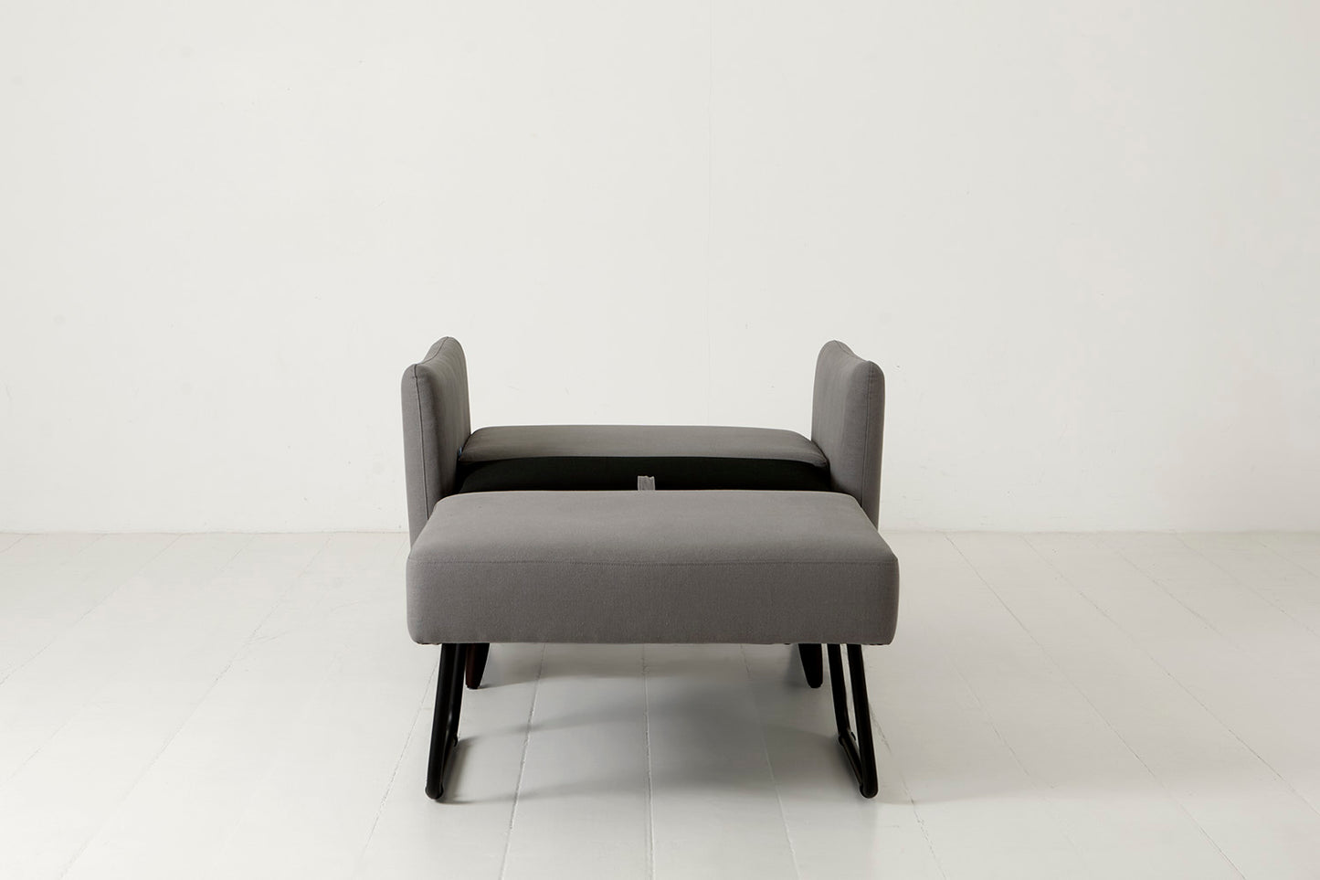 Model 08 Chair Bed