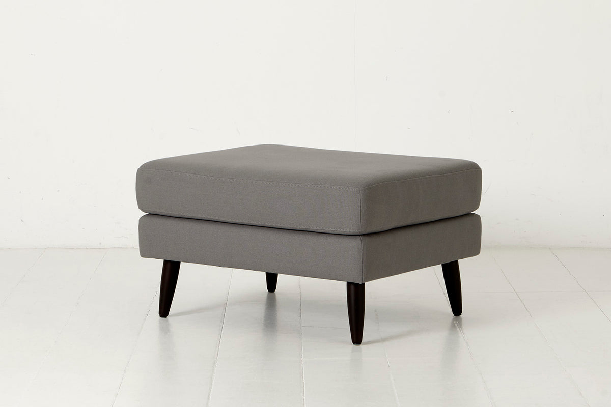 Model 08 Ottoman, Risso